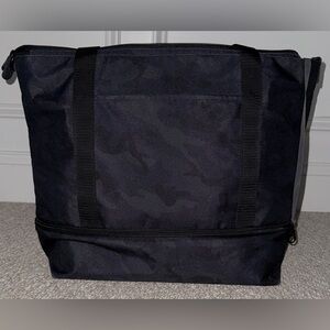 Lo & Sons Catalina Deluxe Tote